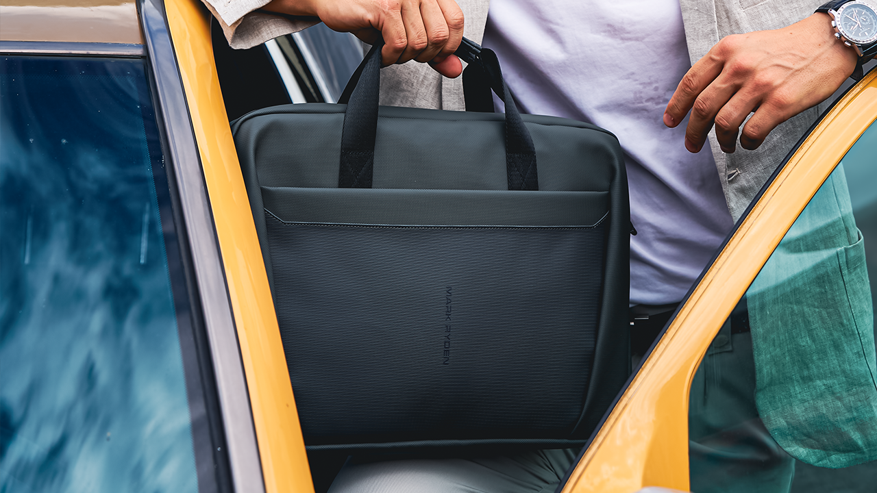 How Our Customers Use MARK RYDEN Bags During the Christmas Season