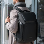 Polycom: Plan Your Day Comfortably With a Versatile Backpack