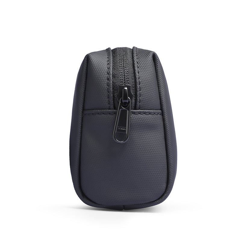 Portable Large Capacity Traveling Toiletries Bag