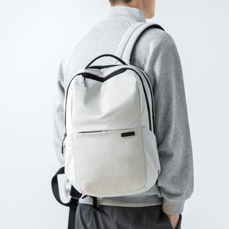 Summer Mist: Beat the Heat - Cool and Ultra-light Backpack for Every Adventure
