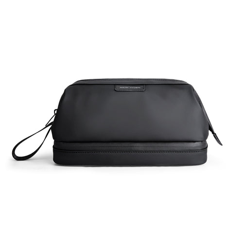 Switchstorage V black toiletry bag with wet/dry areas for modern travelers