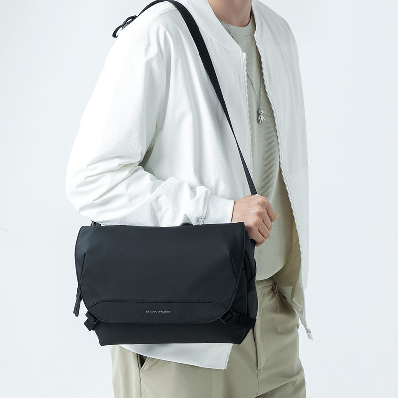 GameFlow: 500g Waterproof Switch Sling Bag for Urban Gamers