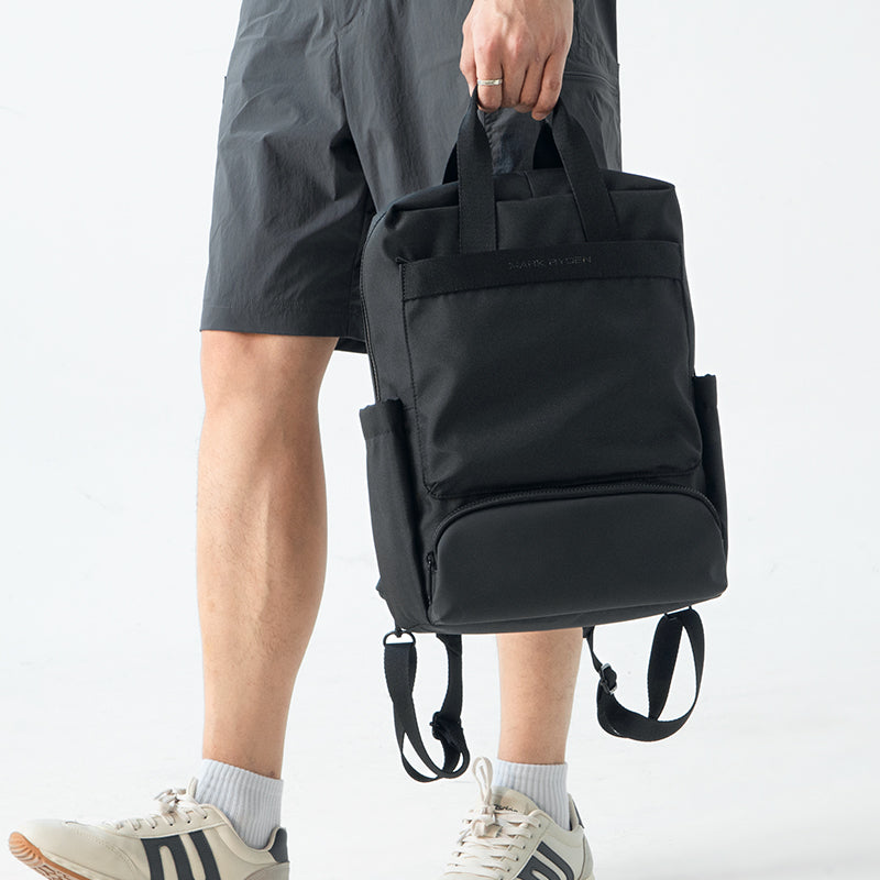 BreezePack: Lightweight Backpack with Removable Shoulder Straps for Easy Outdoor
