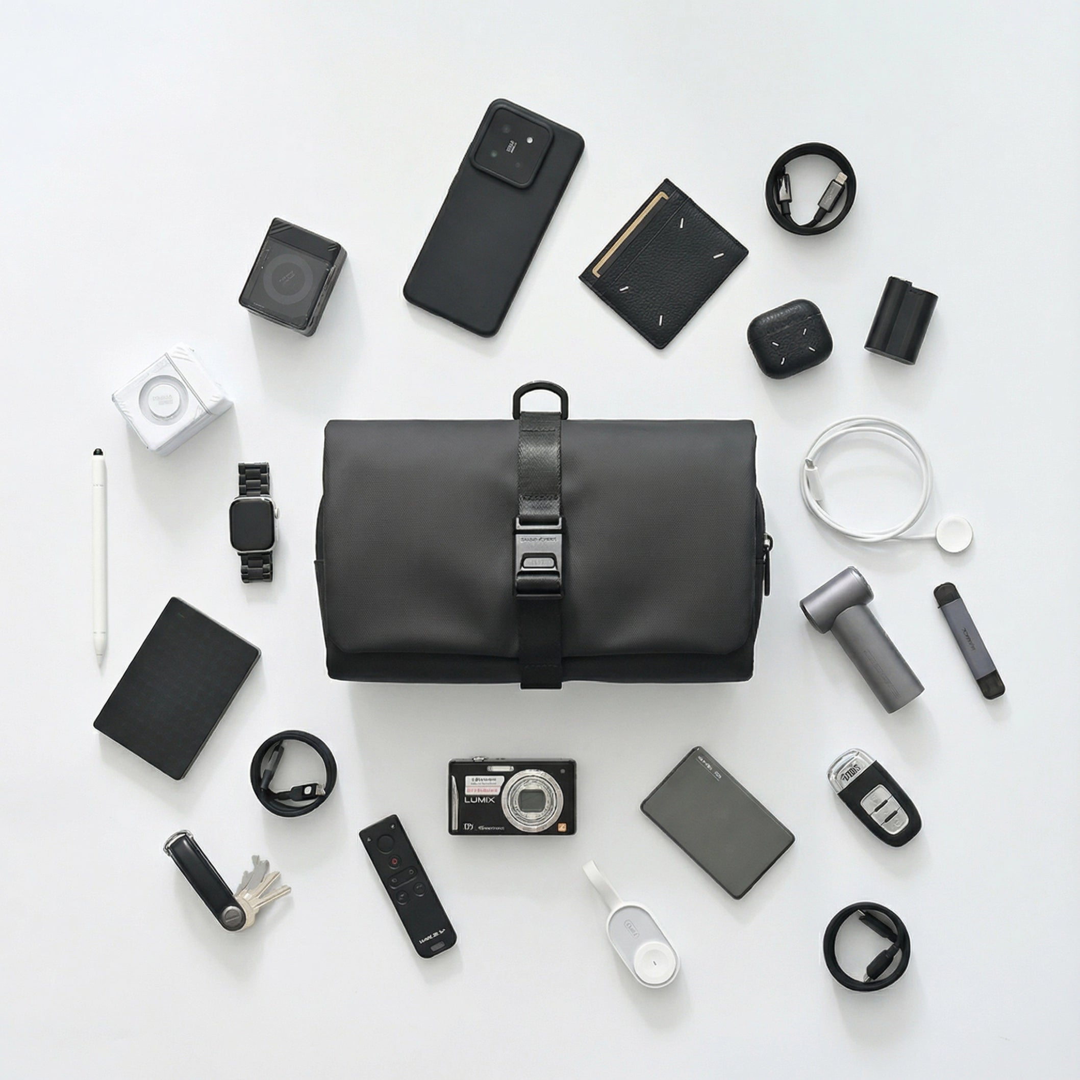 MagiClip: Wet-Dry Separate Toiletry Bag with Toothbrush Holder For Daily