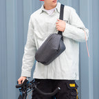 Fingon Ⅰ: Leather Large Capacity City Commuter Daily Messenger Bag