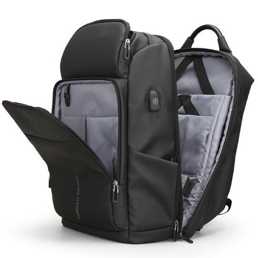 Compacto - G_MR7080D Mark Ryden Backpack View - Capacity