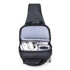Mini City - L_MR7191 Mark Ryden crossbody bag details - Capacity